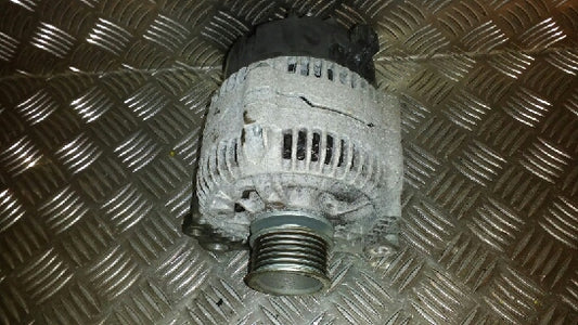Seat Cordoba Generator Med OEM Nr. 028903025GX Fra Seat Ophugger