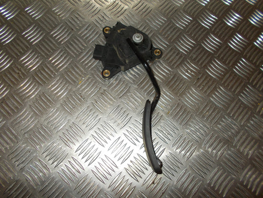 Renault Kangoo 2 Speederpedal Med OEM Nr. Ophugger Fra Renault Ophugger