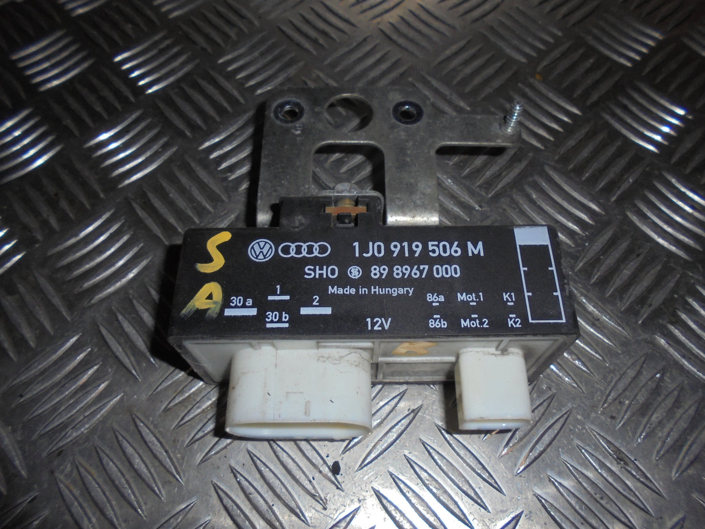 Seat Ibiza 6J Relæ Køleblæser Med OEM Nr. Ophugger Fra Seat Ophugger