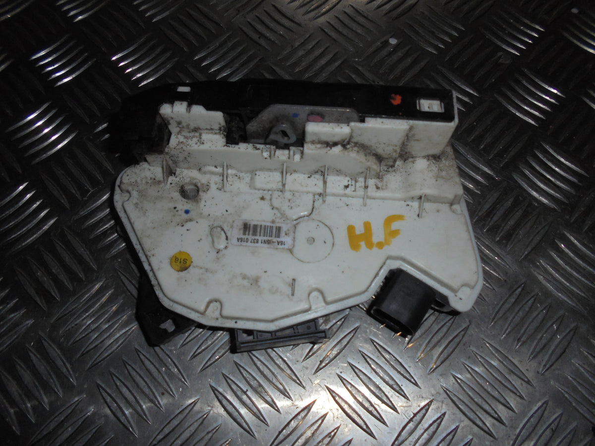 Seat Ibiza Dørlås Med OEM Nr. 5N1837016A Fra Seat Ophugger