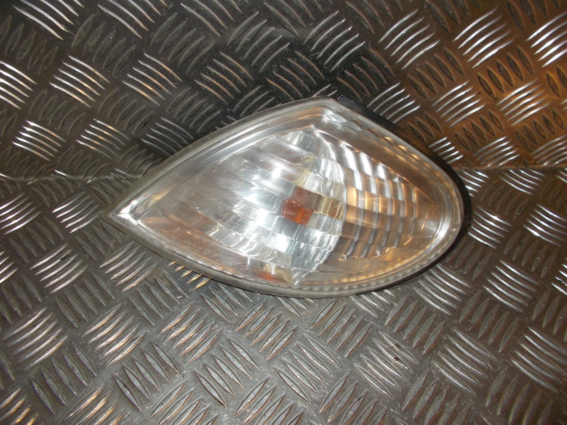 Nissan Almera N16 Blinklygte For Med OEM Nr. Ophugger Fra Nissan Ophugger