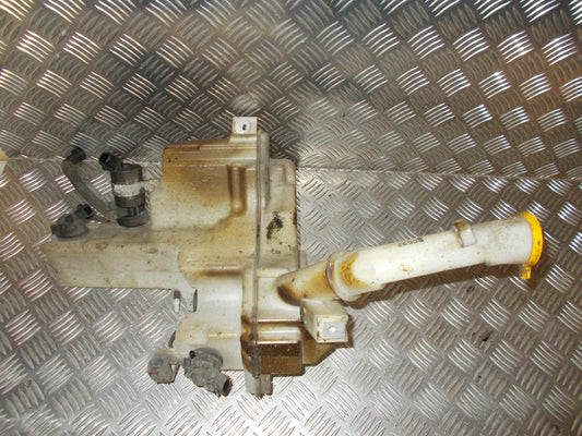 Mazda 5 Sprinkler M/Motor Med OEM Nr. Ophugger Fra Mazda Ophugger