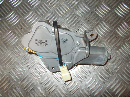 Mazda 5 Bagrudevisker Motor Med OEM Nr. Ophugger Fra Mazda Ophugger