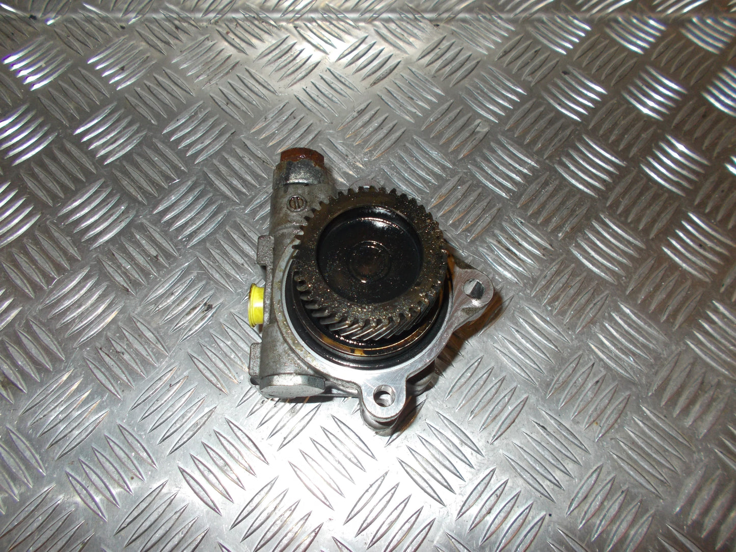 Mazda 5 Servopumpe Med OEM Nr. Ophugger Fra Mazda Ophugger