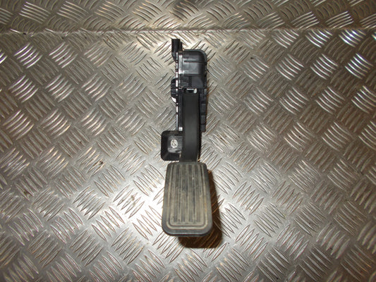 Mazda 5 Speederpedal Med OEM Nr. Ophugger Fra Mazda Ophugger