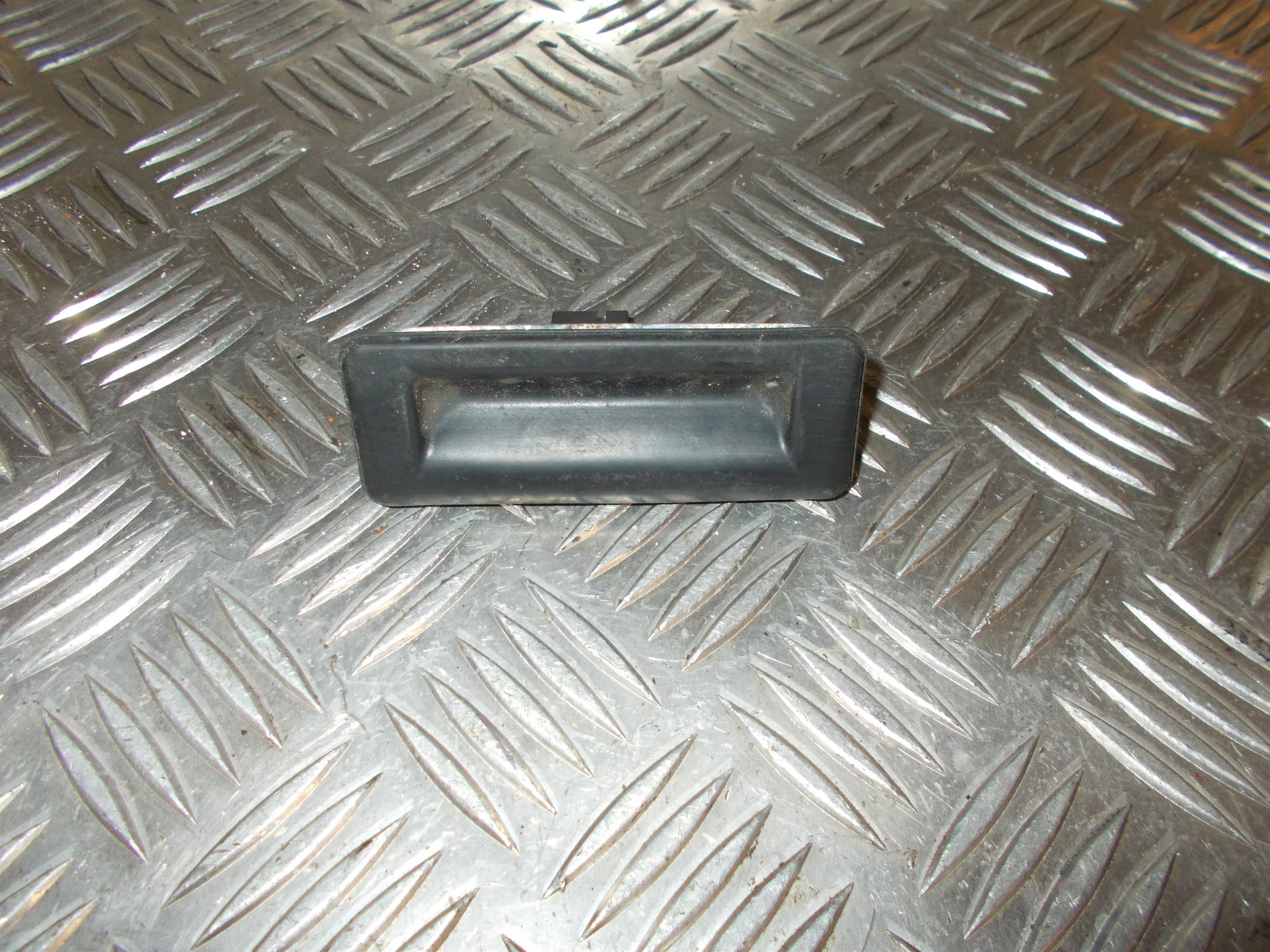 VW Golf 5 1K Håndtag Udvendig Med OEM Nr. Ophugger Fra VW Ophugger