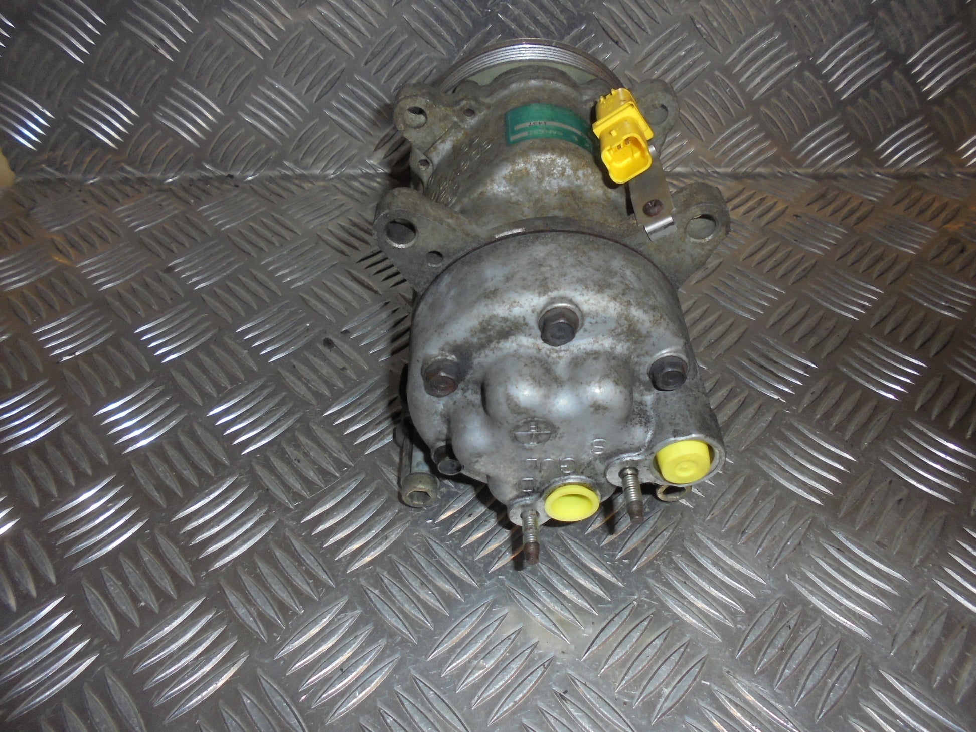 Peugeot 307 Aircondition Pumpe Med OEM Nr. 6453LA	 Fra Peugeot Ophugger