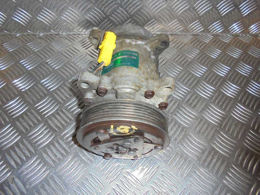 Peugeot 307 Aircondition Pumpe Med OEM Nr. 0834908344 Fra Peugeot Ophugger