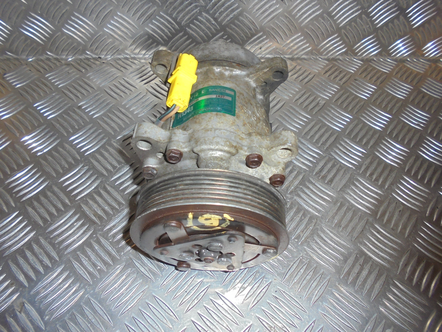 Peugeot 307 Aircondition Pumpe Med OEM Nr. 6453LA	 Fra Peugeot Ophugger