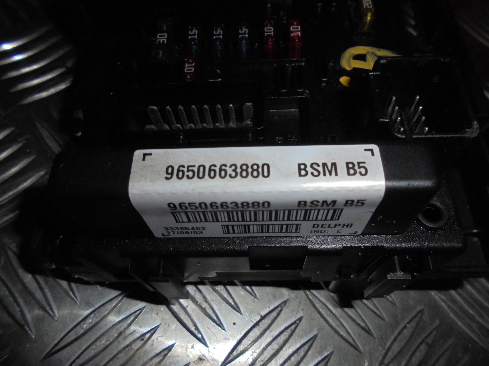 Peugeot 307 Sikringsboks Med OEM Nr. 6500Y1	 Fra Peugeot Ophugger