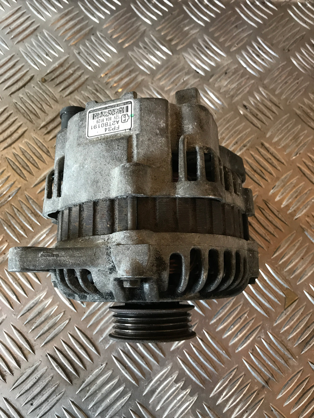 Mazda 626 Gf/Gw Generator Med OEM Nr. A2TB0191 Fra Mazda Ophugger