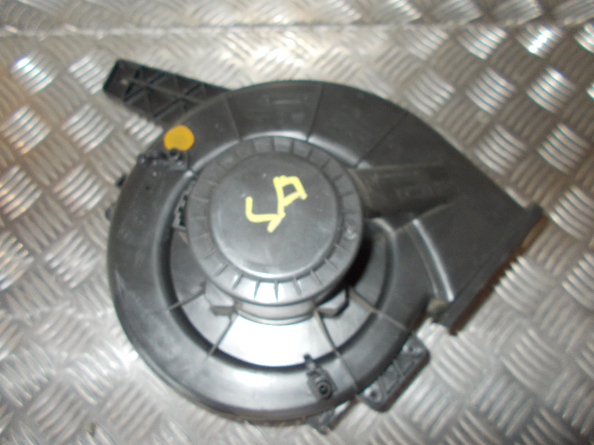 Skoda Fabia Varmeblæser Med OEM Nr. 6Q1819015G Fra Skoda Ophugger