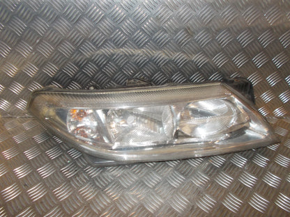 Renault Laguna 2 Forlygte Med OEM Nr. 7701061671 Fra Renault Ophugger