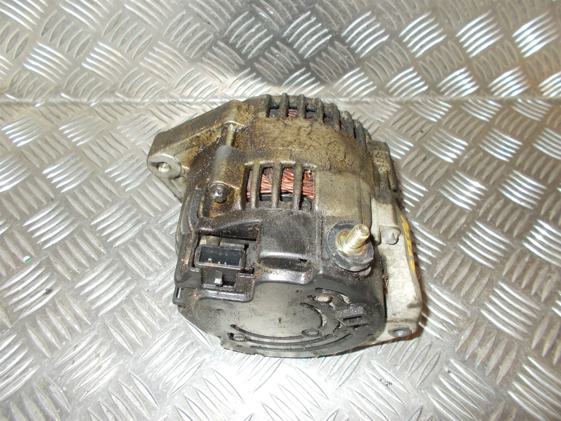 Daewoo Tacuma Generator Med OEM Nr. Ophugger Fra Daewoo Ophugger