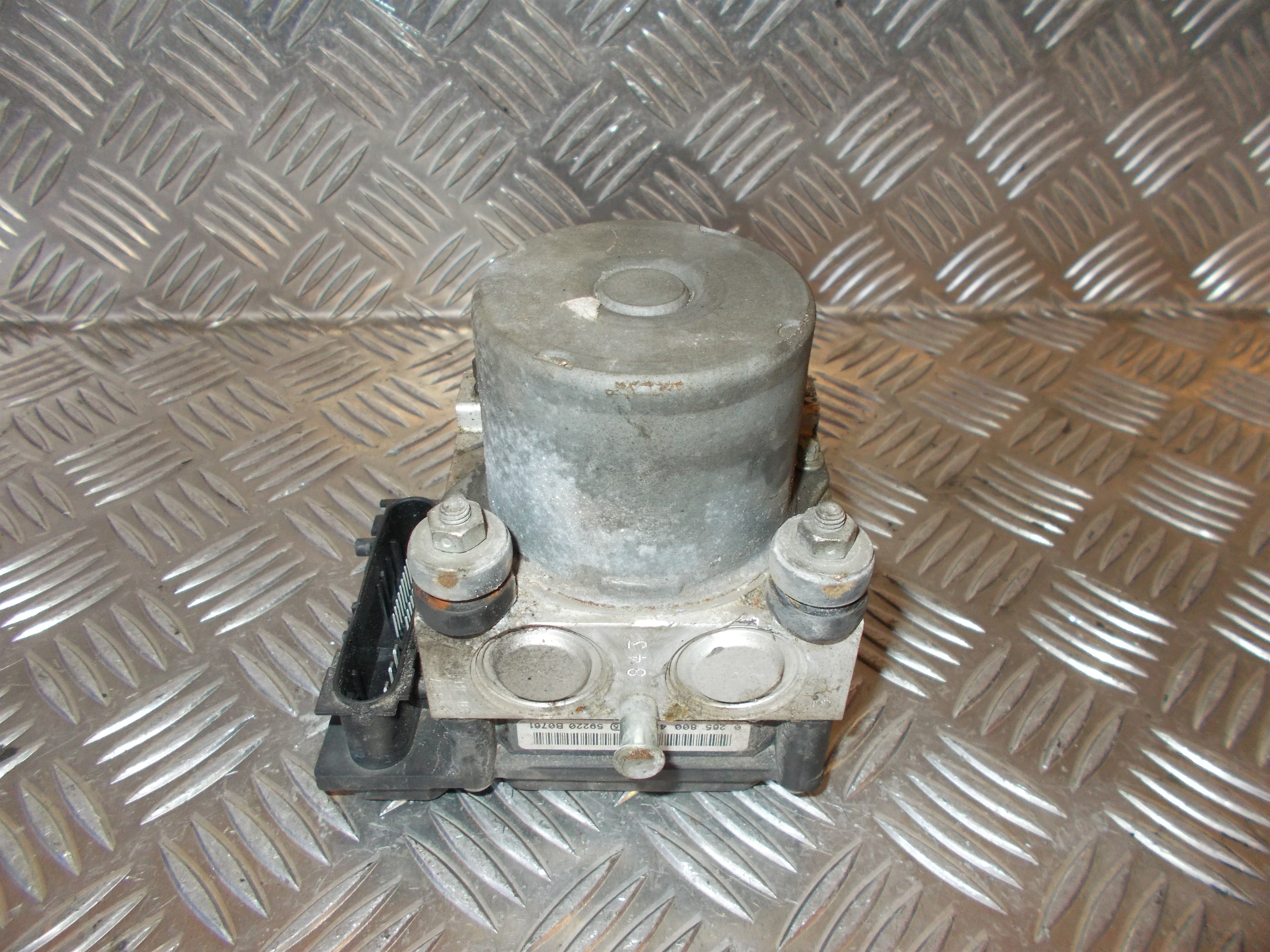 Fiat Grande Punto ABS Pumpe Med OEM Nr. 0265800421 Fra Fiat Ophugger
