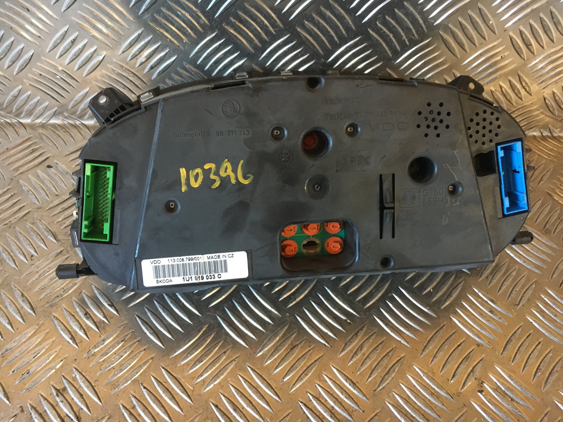 Skoda Octavia Speedometer - Instrument Med OEM Nr. Ophugger Fra Skoda Ophugger