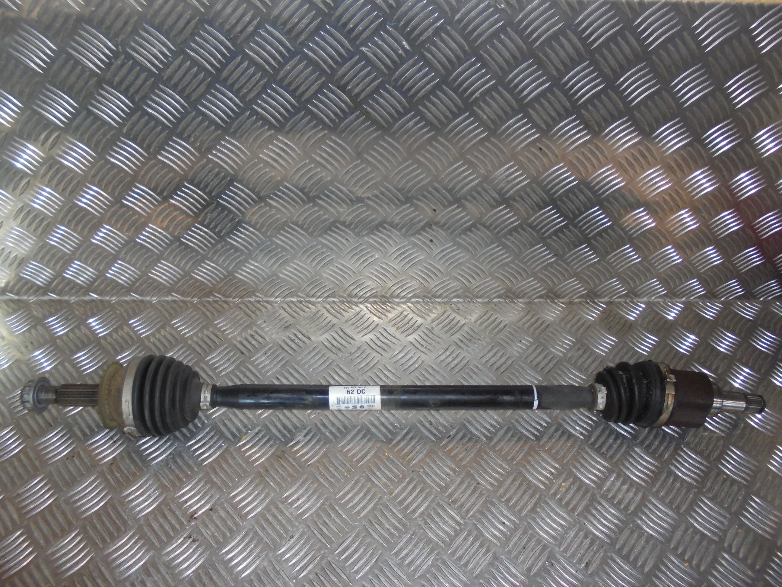 Seat Mii Trækaksel For H Med OEM Nr. 1S0407762D Fra Seat Ophugger
