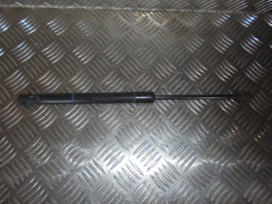 Seat Mii Bagklapsdæmper Med OEM Nr. 1ST827550B Fra Seat Ophugger