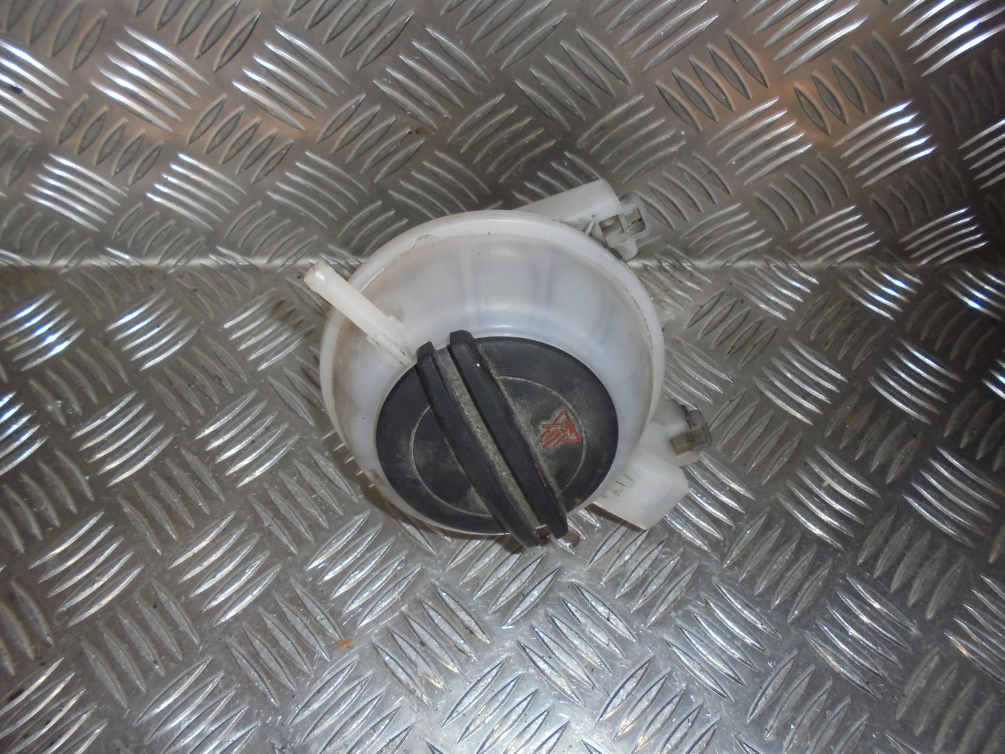 Seat Mii Ekspansionsbehold Med OEM Nr. 1S0121407J Fra Seat Ophugger