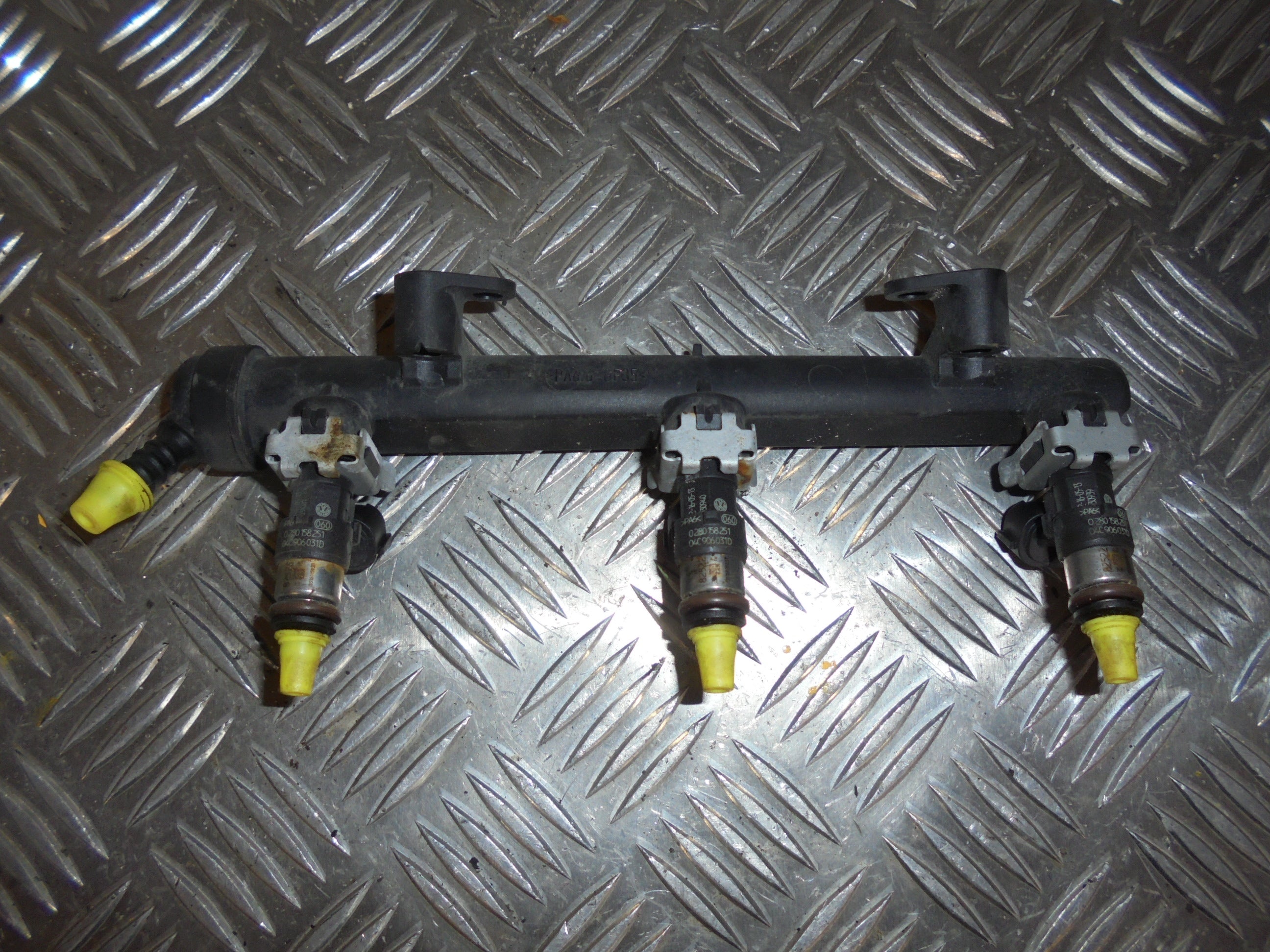 Seat Mii Dyse Med OEM Nr. 04C906031D Fra Seat Ophugger