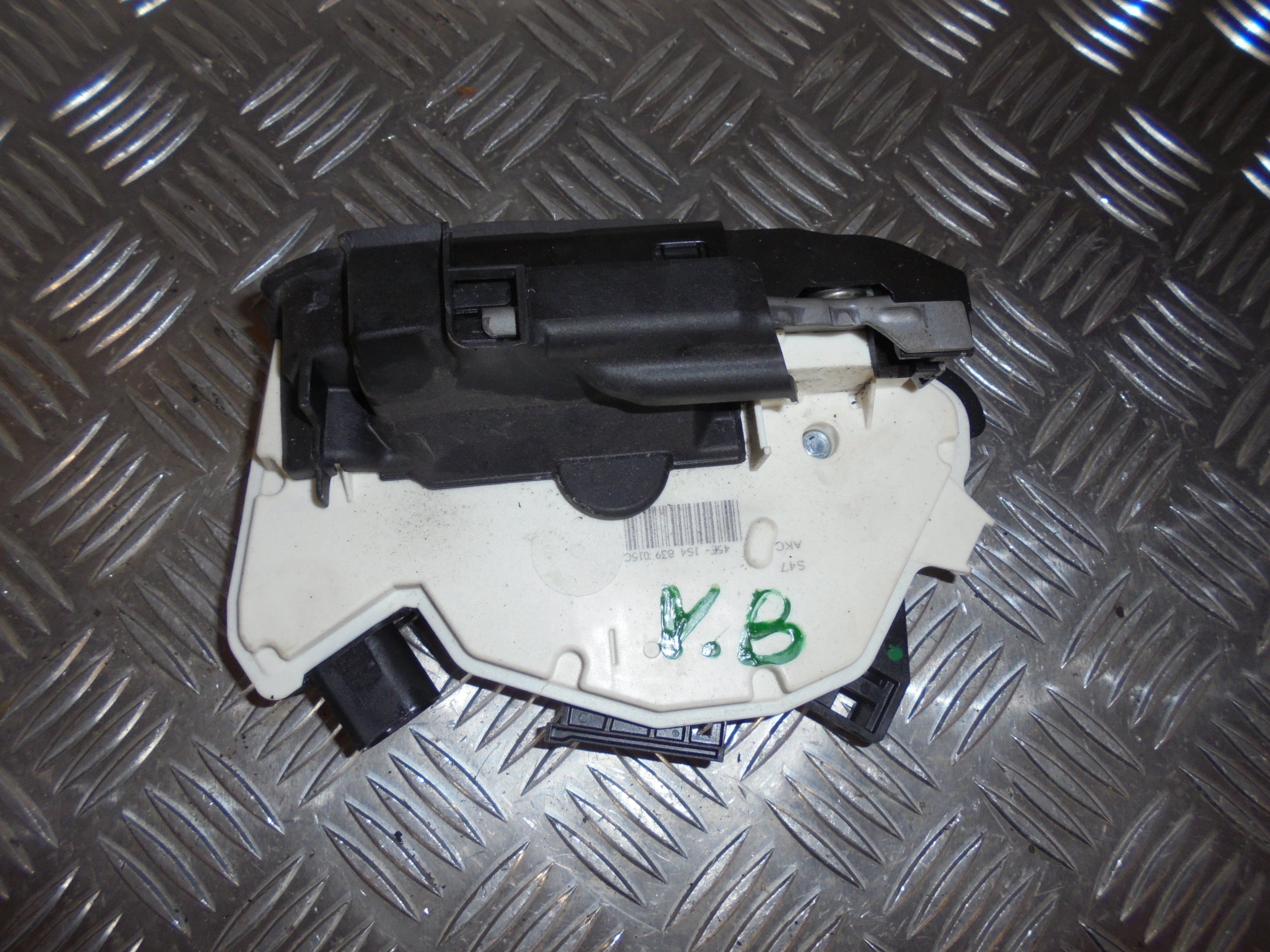 Seat Mii Dørlås Med OEM Nr. 1S4839015C Fra Seat Ophugger
