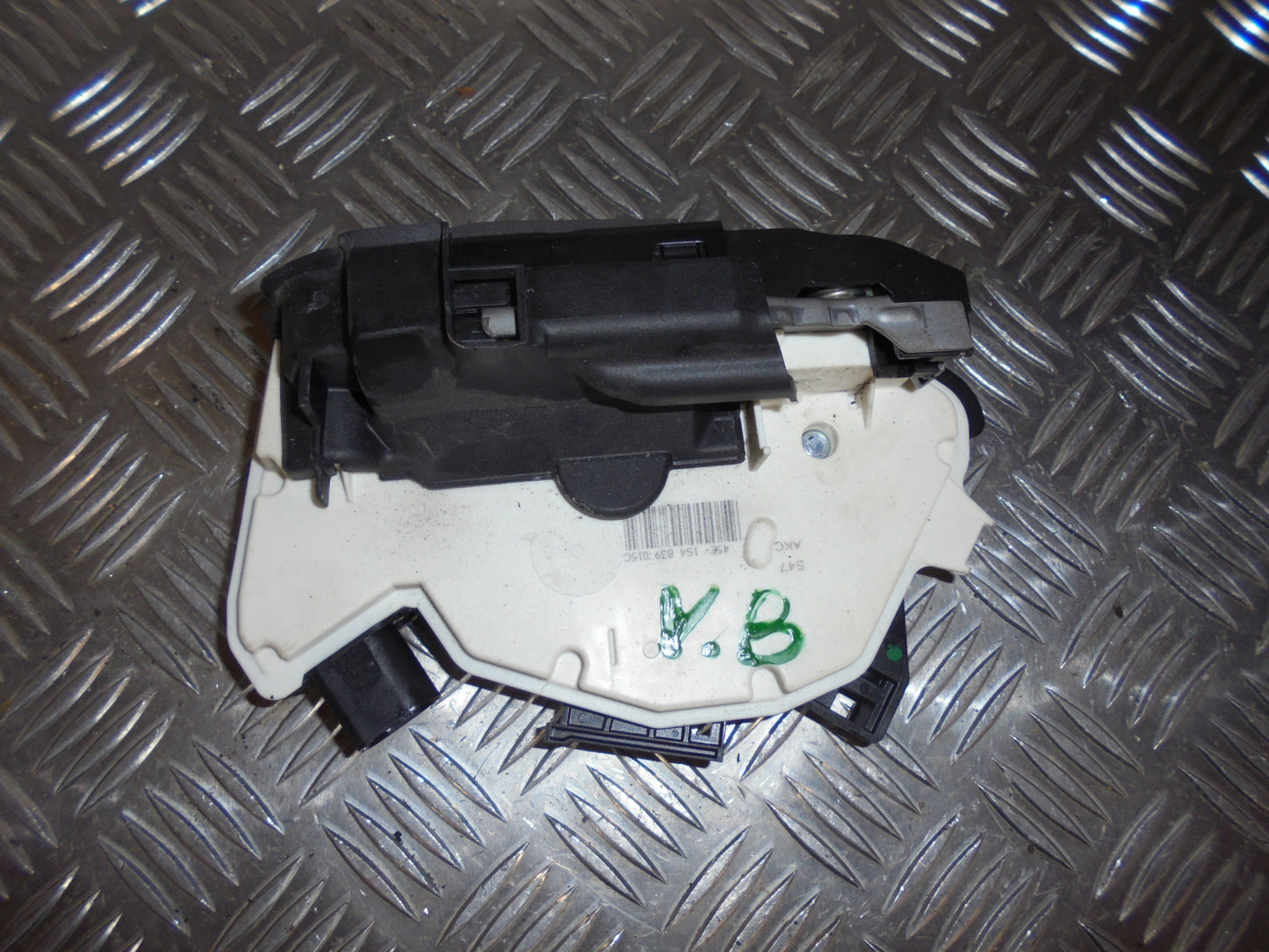 Seat Mii Dørlås Med OEM Nr. 1S4839015H Fra Seat Ophugger