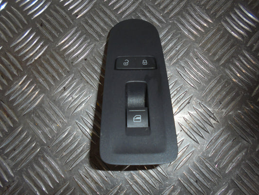 Seat Mii Kontakt Rudehejs Med OEM Nr. 1S0956855 Fra Seat Ophugger