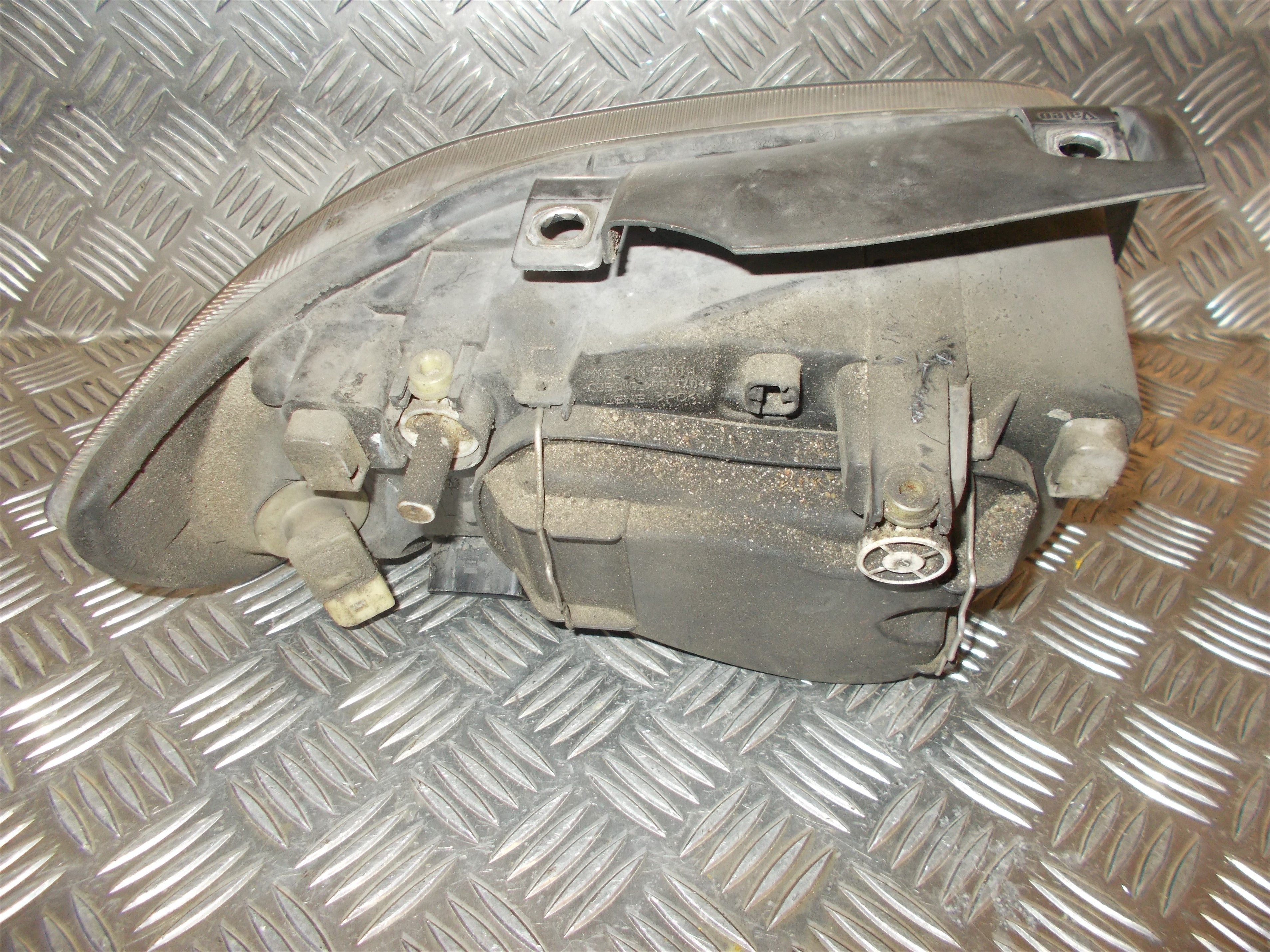 Seat Ibiza 6K2 Forlygte Med OEM Nr. 6K1941043A Fra Seat Ophugger