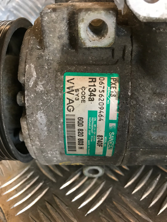 Skoda Fabia Aircondition Pumpe Med OEM Nr. 6Q0820803H Fra Skoda Ophugger