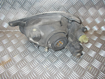 Opel Corsa B Forlygte Med OEM Nr. Ophugger Fra Opel Ophugger