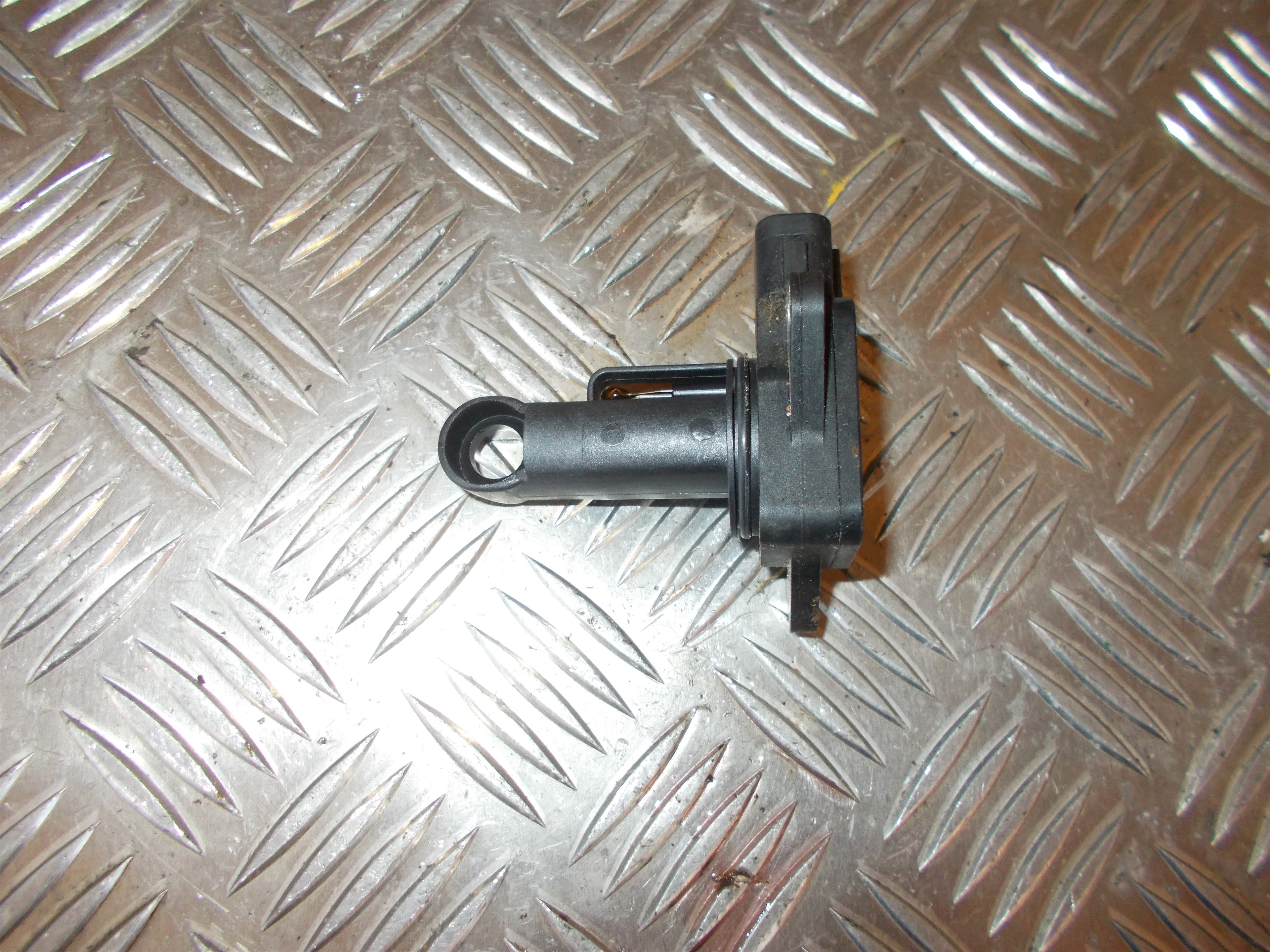 Suzuki Swift Luftmængdemåler Med OEM Nr. MB1974003090 Fra Suzuki Ophugger