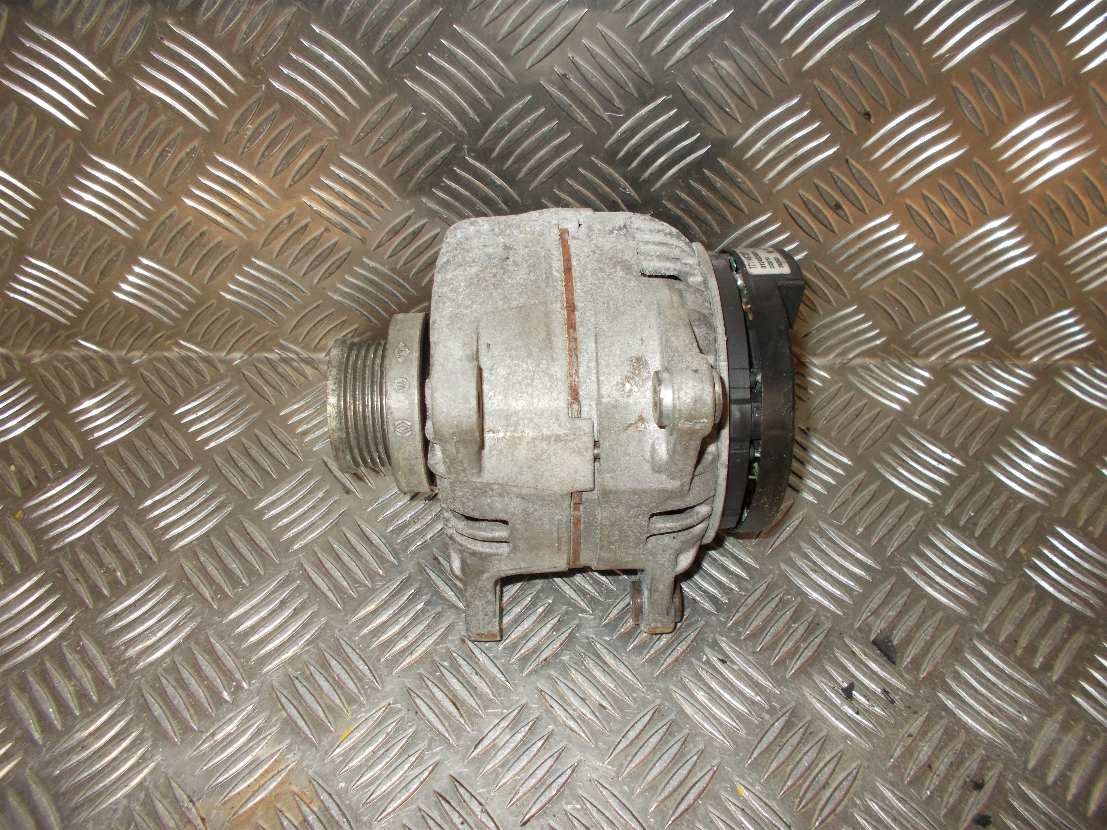 Renault Megane Scenic 2 Generator Med OEM Nr. 0124525028 Fra Renault Ophugger