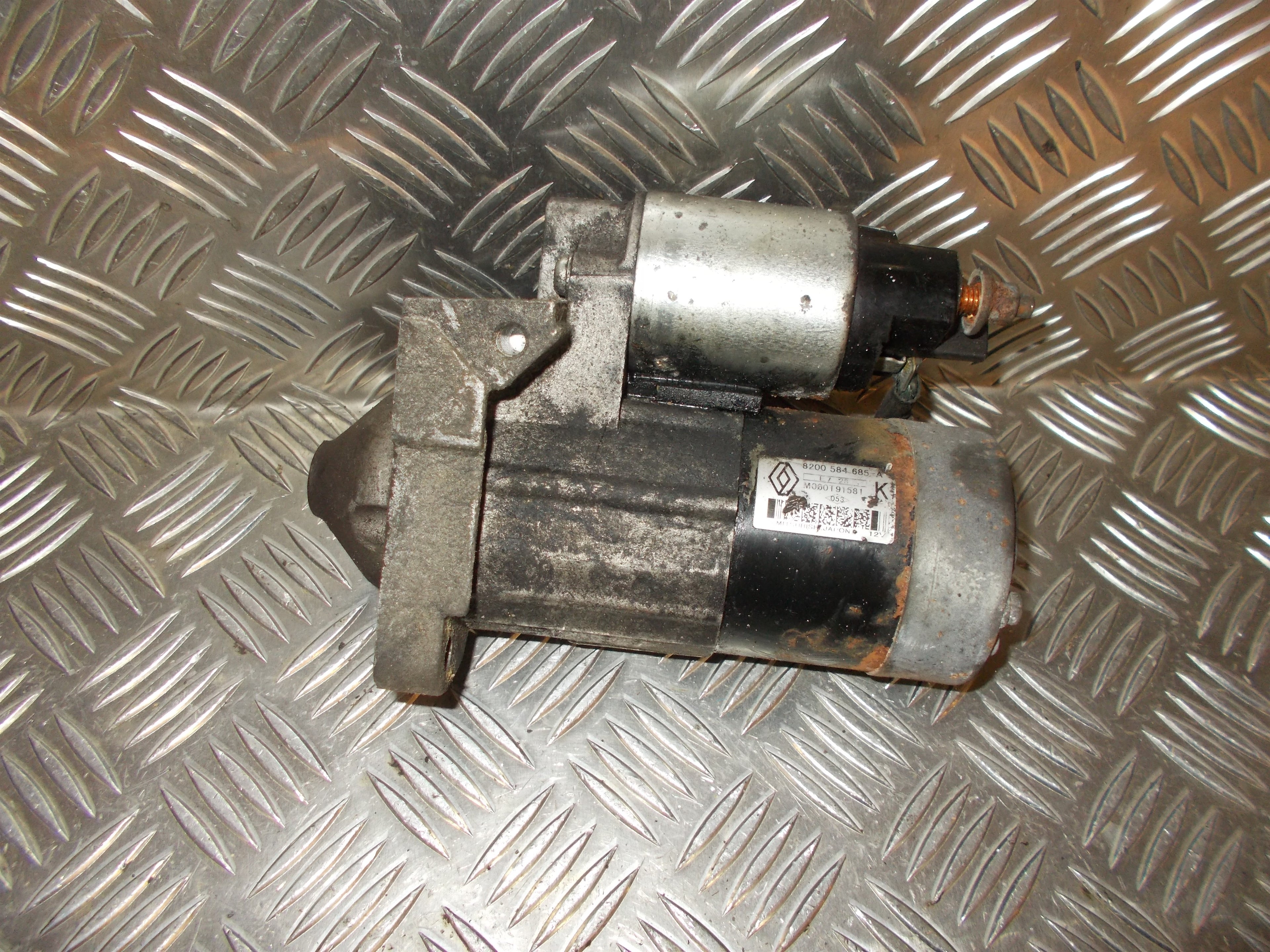 Renault Megane Scenic 2 Starter Med OEM Nr. 8200584685 Fra Renault Ophugger