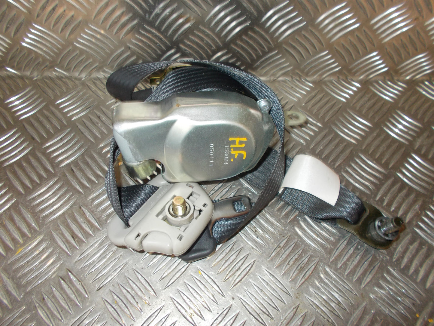 Suzuki Swift Sikkerhedsseler For Med OEM Nr. 8490162J00 Fra Suzuki Ophugger
