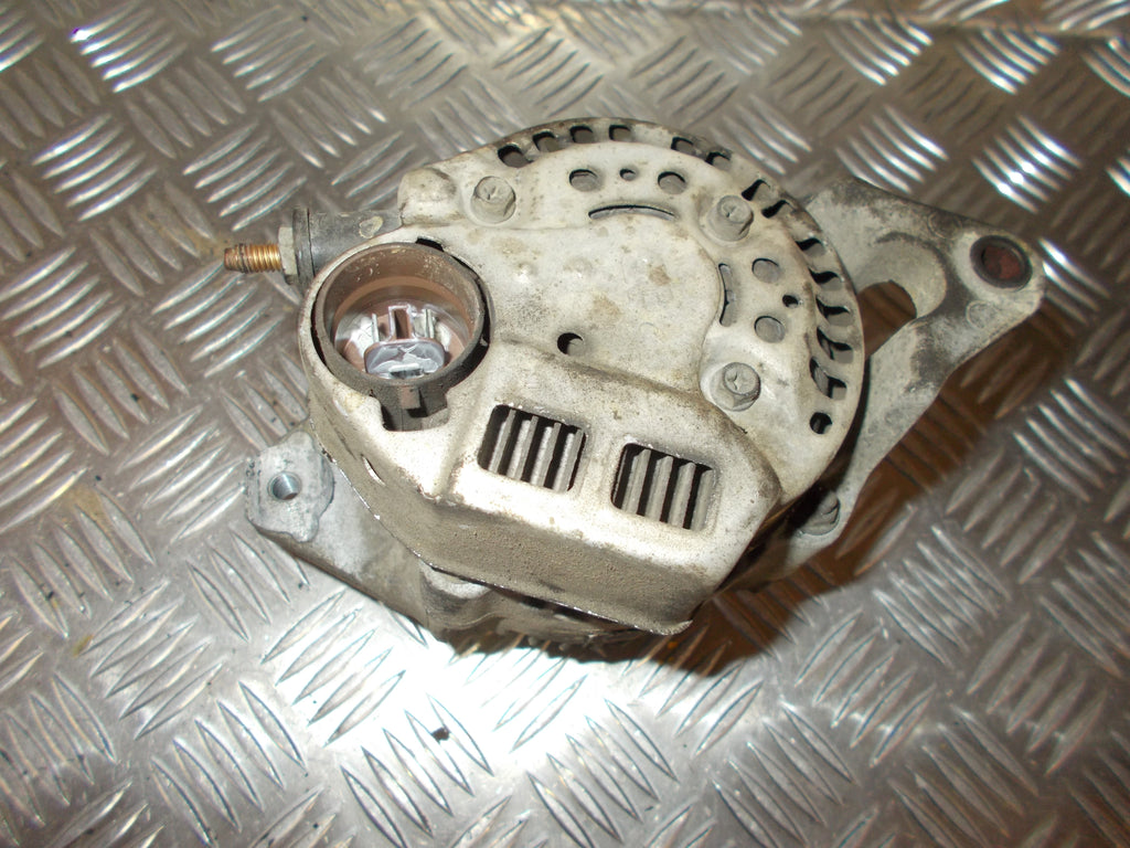Suzuki Swift Generator Med OEM Nr. 3140071C50 Fra Suzuki Ophugger