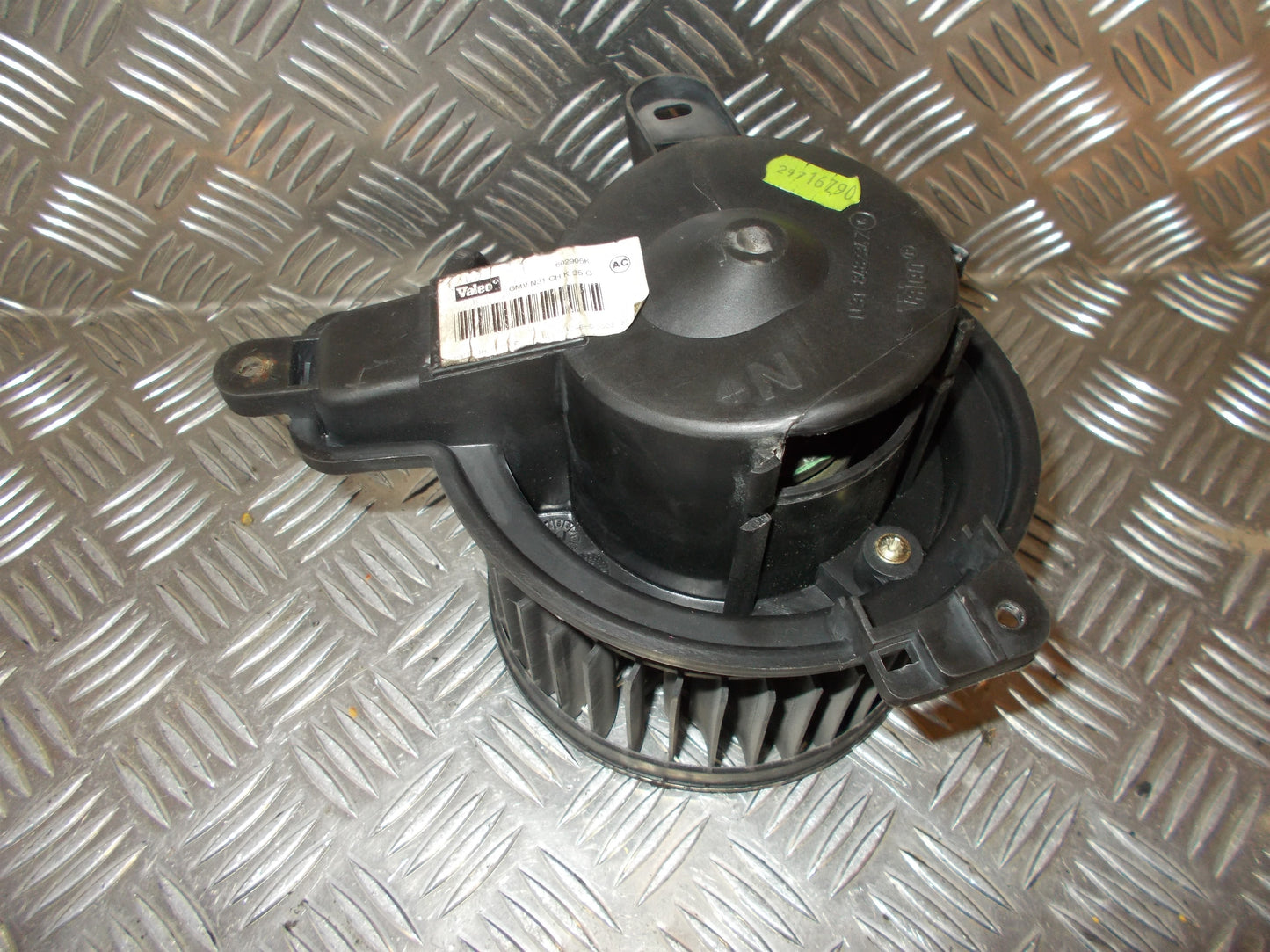 Peugeot 306 Varmeblæser Med OEM Nr. 644195 Fra Peugeot Ophugger