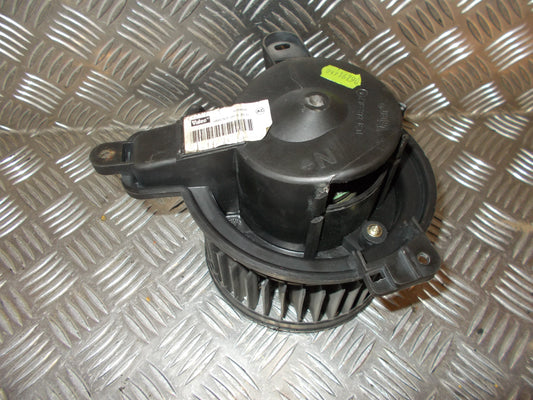 Peugeot 306 Varmeblæser Med OEM Nr. 644195 Fra Peugeot Ophugger