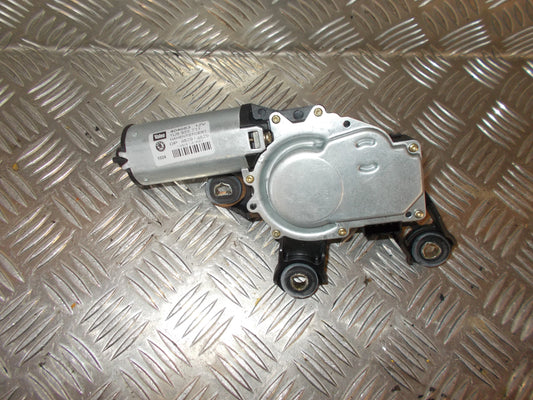 Skoda Octavia Bagrudevisker Motor Med OEM Nr. Ophugger Fra Skoda Ophugger