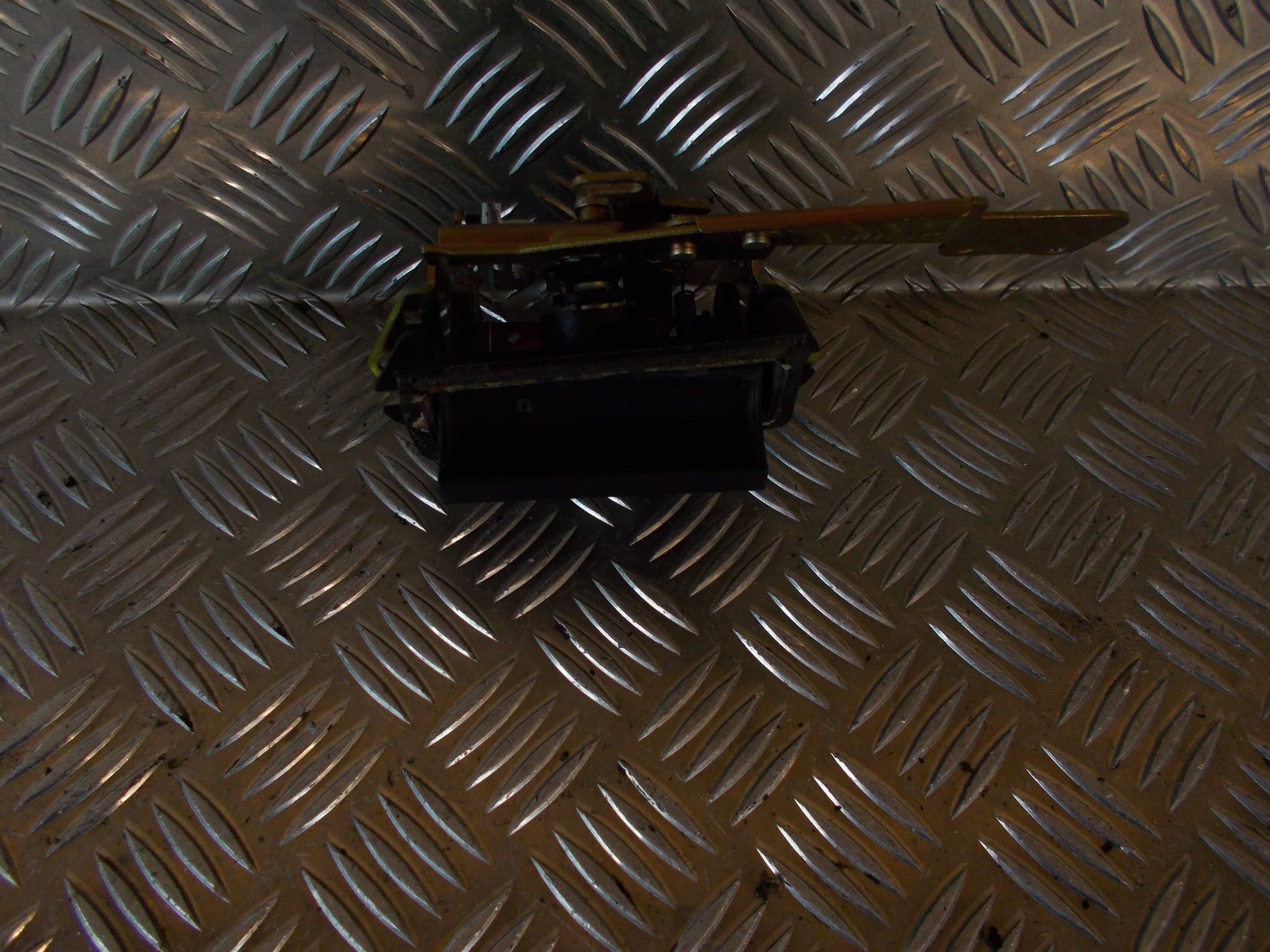 Skoda Octavia Håndtag Udvendig Med OEM Nr. Ophugger Fra Skoda Ophugger