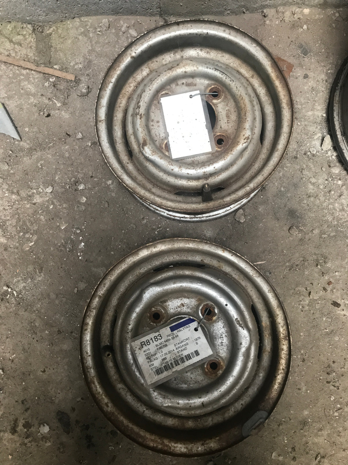 Blmc Mini Mk. I+II+III Fælg Med OEM Nr. Ophugger Fra Blmc Ophugger