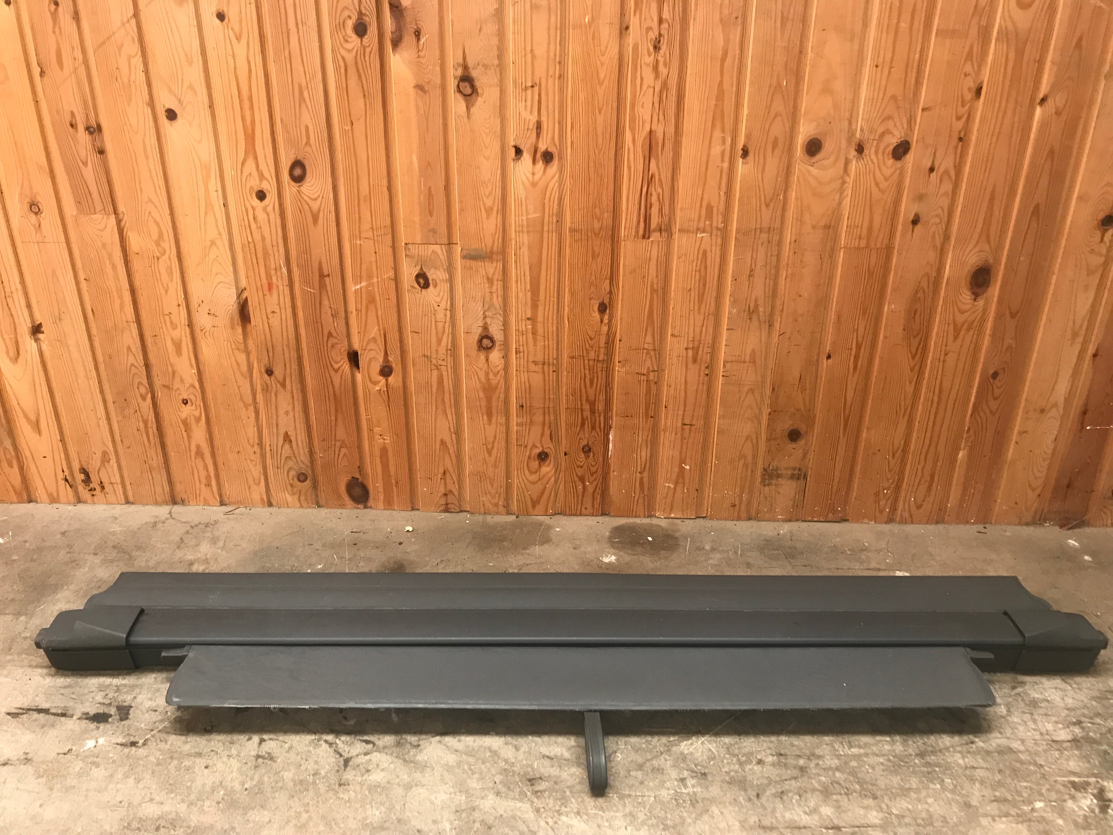 Volvo Xc90 Bagageafdæk/Rullegar. STC Med OEM Nr. Ophugger Fra Volvo Ophugger
