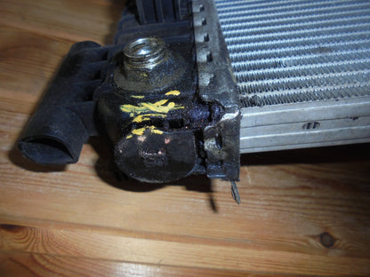 Opel Insignia A Køler Med OEM Nr. 1300320 Fra Opel Ophugger