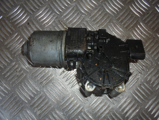 Ford Focus Viskermotor Med OEM Nr. Ophugger Fra Ford Ophugger