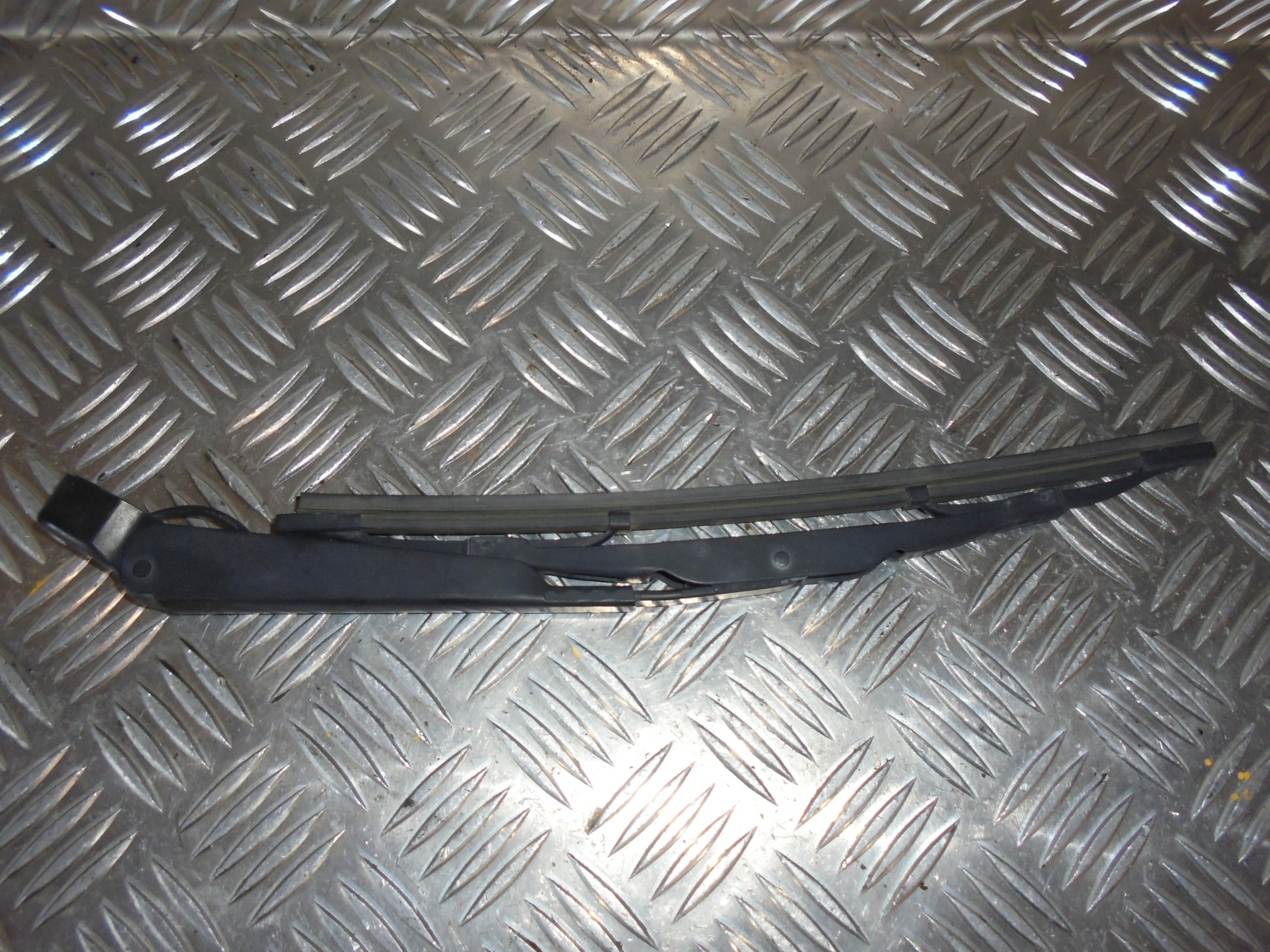 Ford Focus Viskerarm Med OEM Nr. Ophugger Fra Ford Ophugger