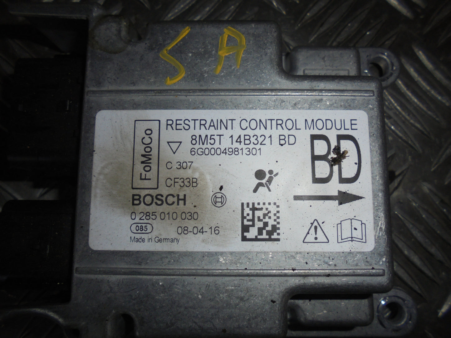 Ford Focus Airbag Elboks Med OEM Nr. 0285010030 Fra Ford Ophugger