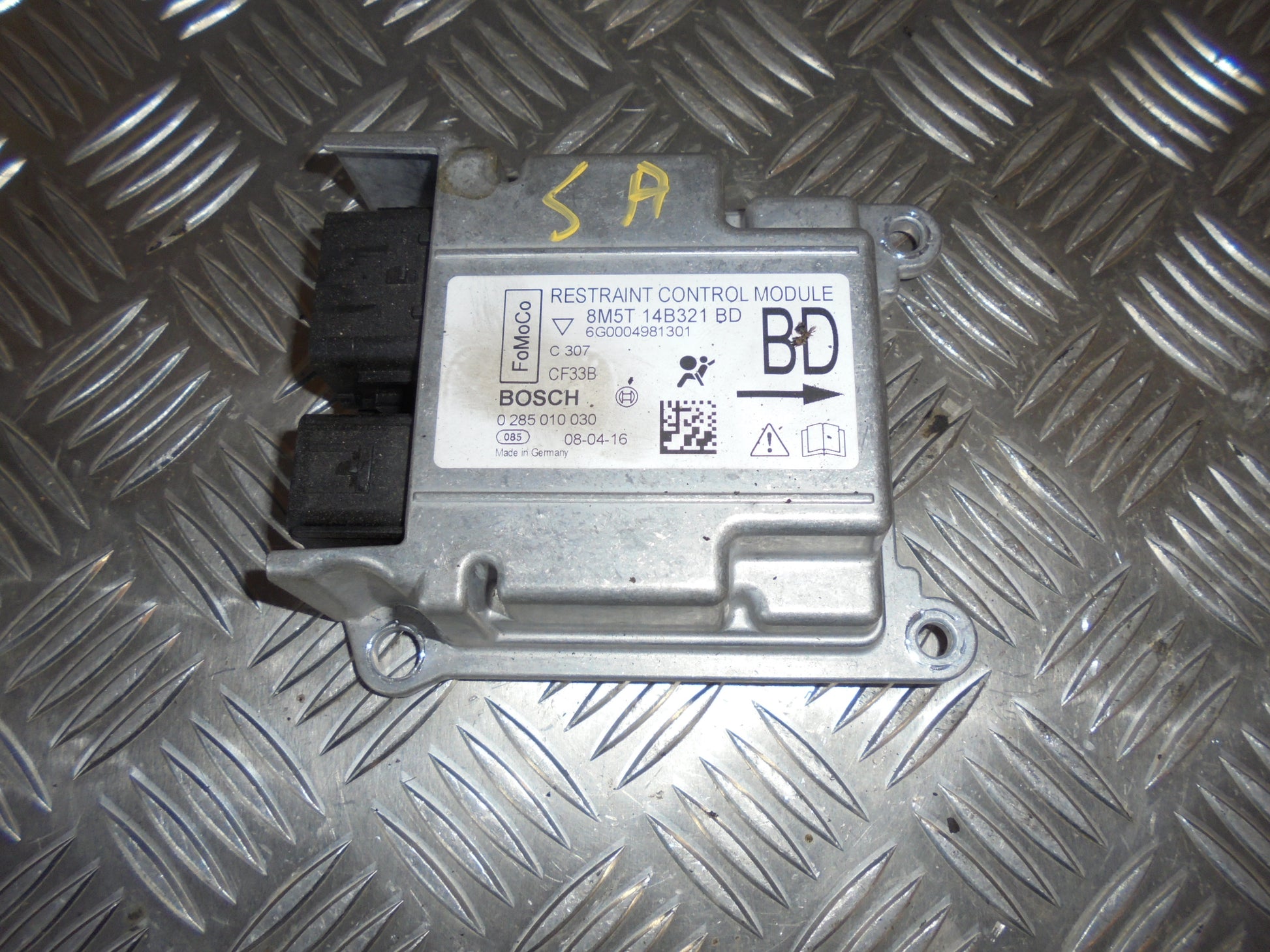 Ford Focus Airbag Elboks Med OEM Nr. 0285010030 Fra Ford Ophugger