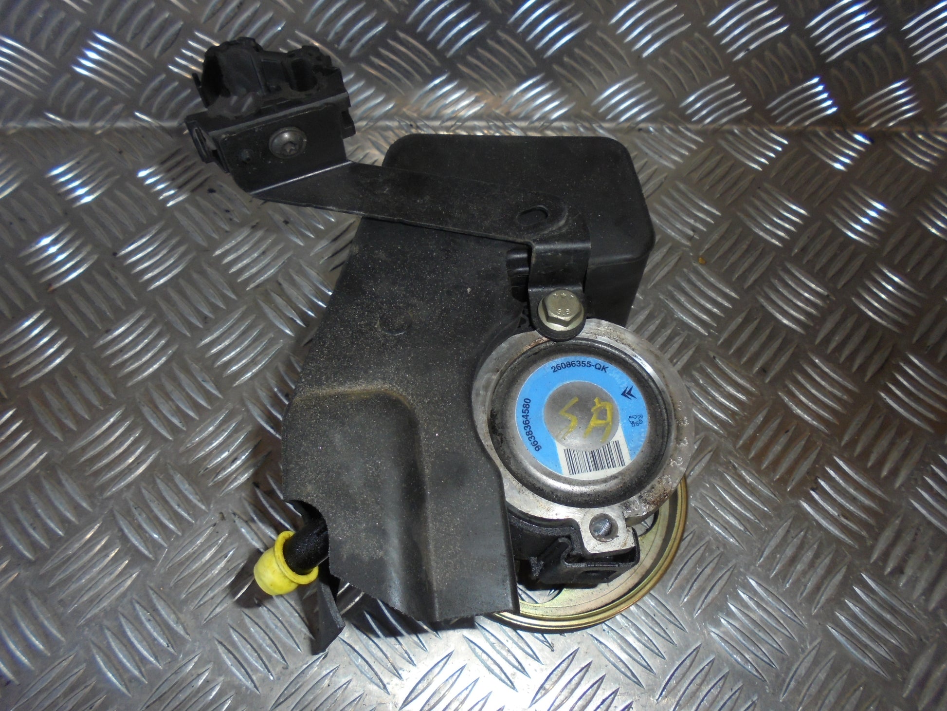 Peugeot 206 Servopumpe Med OEM Nr. 4007XF	 Fra Peugeot Ophugger