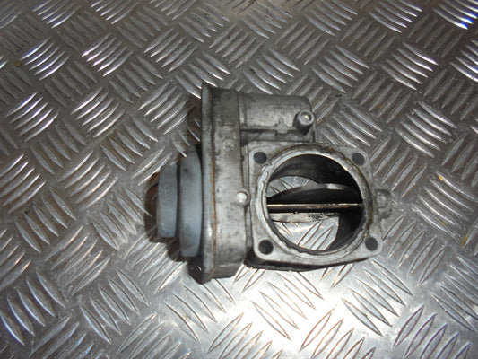 Opel Astra H Spjældhus Med OEM Nr. Ophugger Fra Opel Ophugger