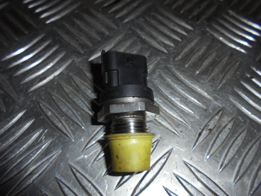 Volvo S40/V50 Rail Føler Med OEM Nr. Ophugger Fra Volvo Ophugger