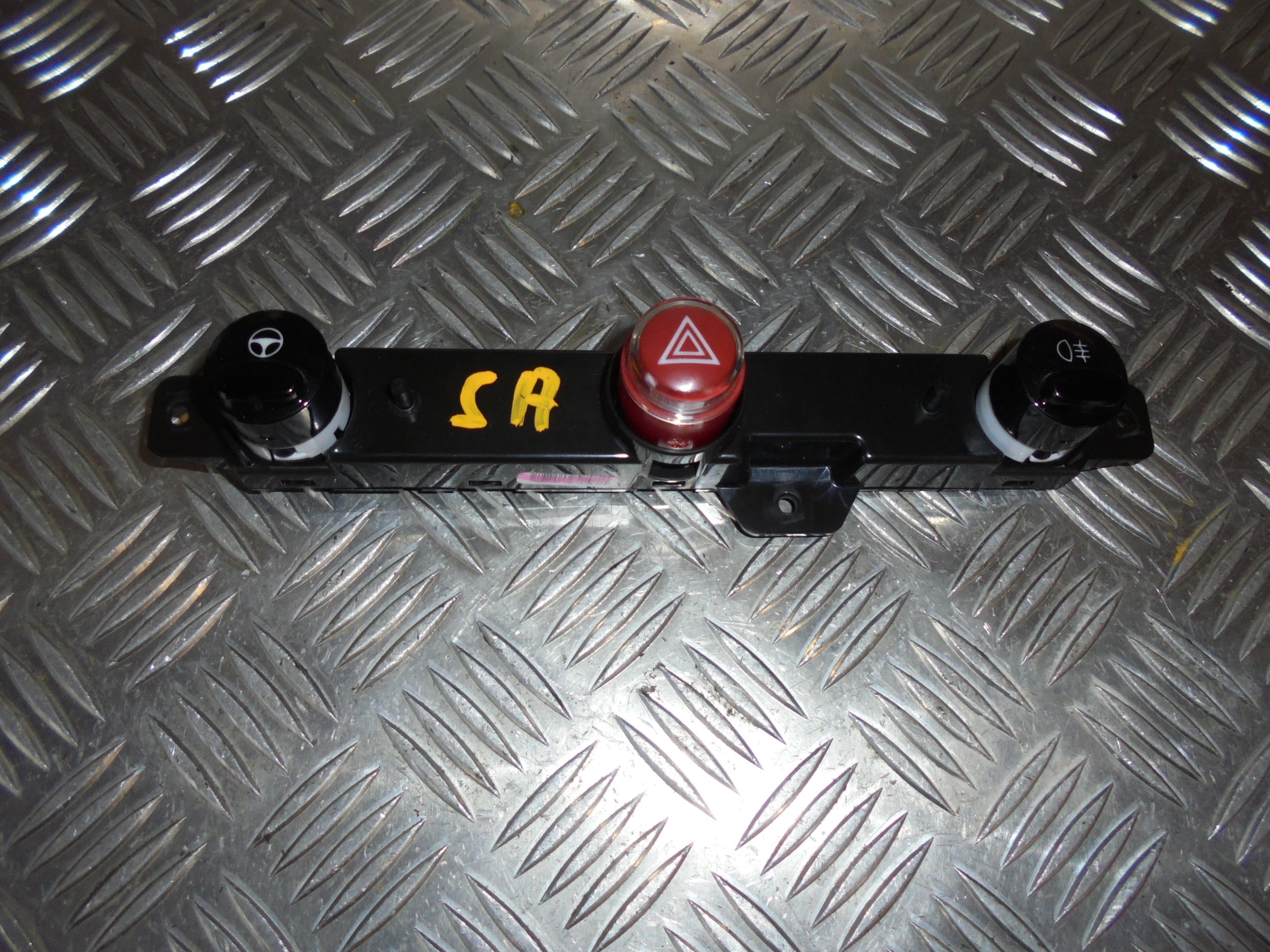 Fiat 500 Kontakt Katastrofe Med OEM Nr. Ophugger Fra Fiat Ophugger